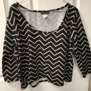 Kristin Nicole Lovely chevron crop shirt